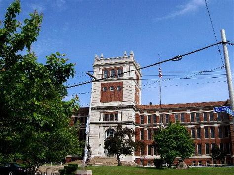 Many Cleveland public schools buildings are well under capacity | cleveland.com