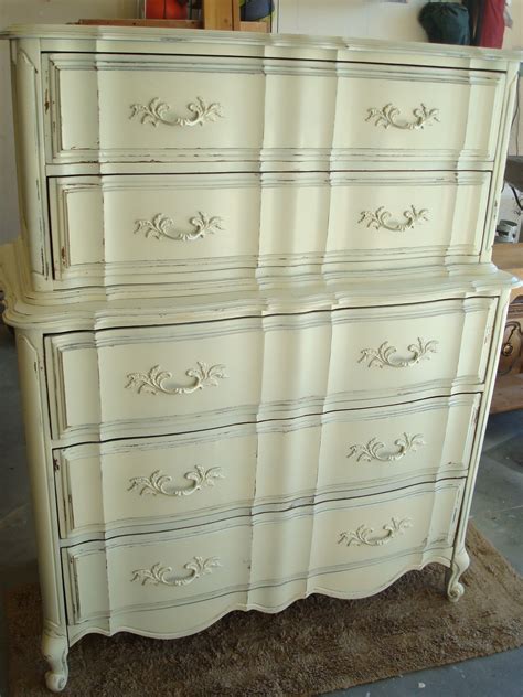 The Painted Parlor: Antique White Distressed Dresser