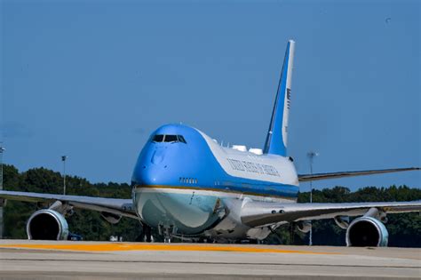 POTUS lands at Dover AFB > Dover Air Force Base > News