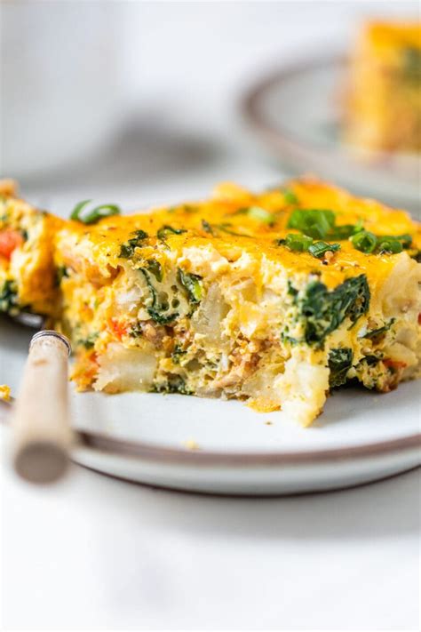 Healthy Breakfast Casserole with Hash Browns – WellPlated.com