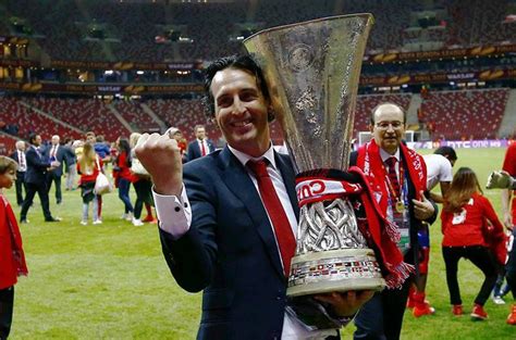 Sir Alex Ferguson mocked Unai Emery for European record