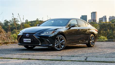 Lexus ES 300h 2020 review: F Sport snapshot | CarsGuide