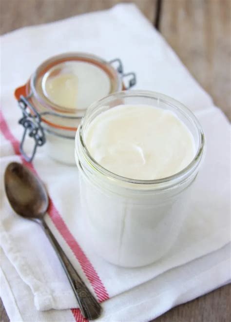 Creme Fraiche Recipe - Cooking With Ruthie