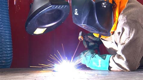 Welding Safety Hazards - Online Safety Training - Safetyhub