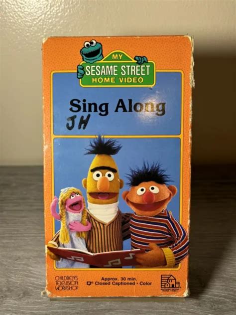 SESAME STREET - Sing Along VHS 1987 Sesame Song Home Video £9.62 ...