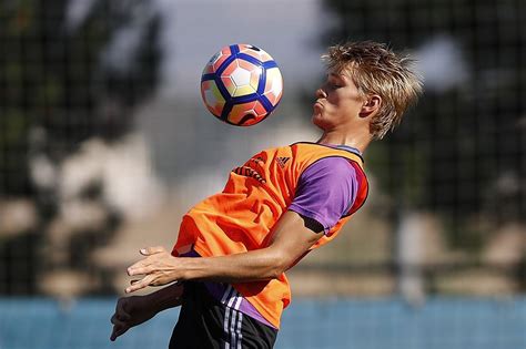 Odegaard trains with Real Madrid squad, should be available against ...