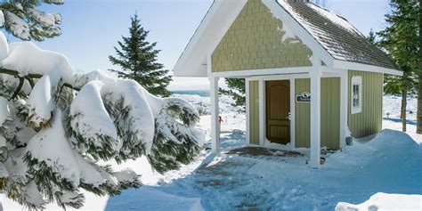 Authentic Finnish Sauna | Larsmont Cottages Lake Superior · Odyssey Resorts