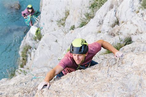 The Best Climbing Helmets of 2021 | GearJunkie