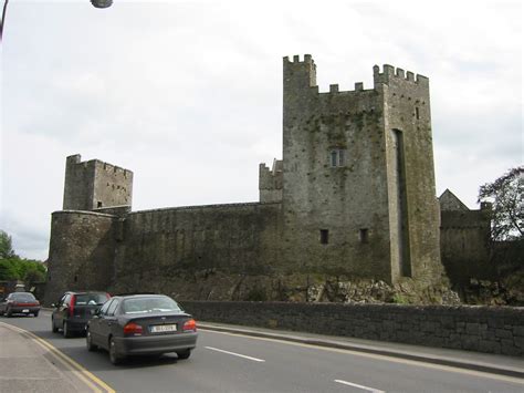 Cahir Castle - Castles Photo (551240) - Fanpop