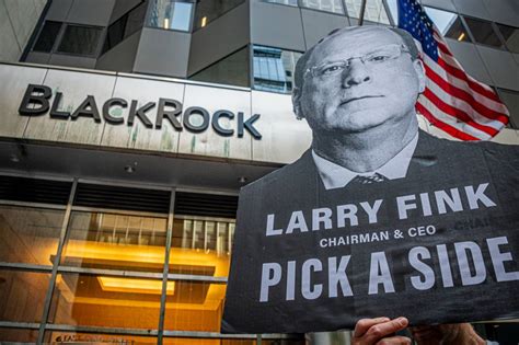 NYC’s Comptroller Calls Out BlackRock CEO Larry Fink for Backtracking ...