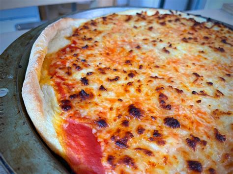 Olive Oil Pizza Crust – The Flying Kitchen