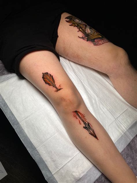 Skyrim Fan Gets an “Arrow in the Knee” Tattoo on Leg