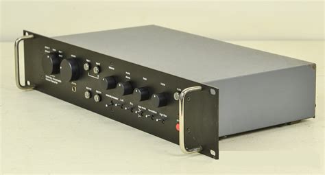 APT Holman pre-amp with 2 faceplates For Sale - Canuck Audio Mart