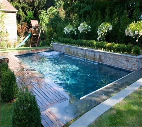 38 Beautiful Small Pool Backyard Landscaping Ideas Best For Spring And Summertime - HMDCRTN