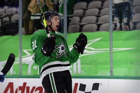 Stars' Jason Robertson Deserves More Hype in the Calder Conversation - The Hockey News