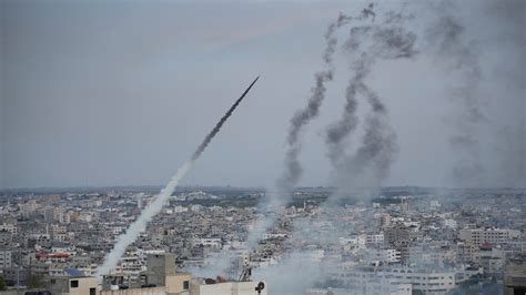 Hamas captures Israeli commander as situation escalates | DETAILS ...