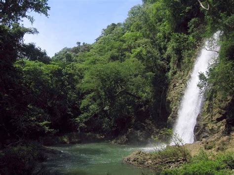 Montezuma Waterfalls Free Thing to do near Montezuma