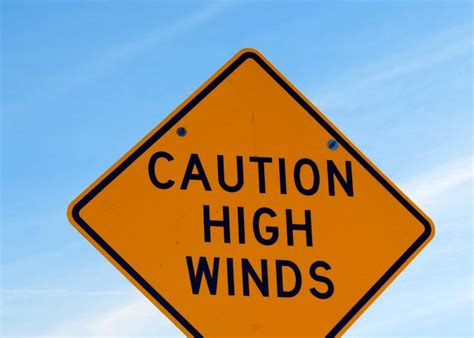 6 Tips For Driving In High Winds