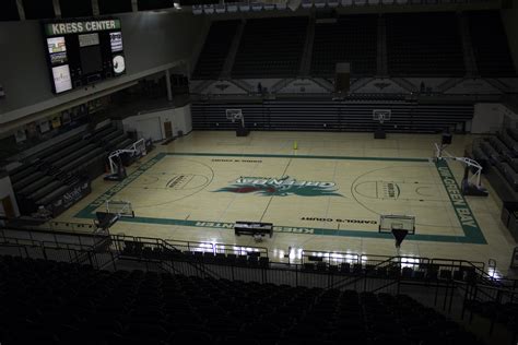 Indoor Facilities - Facilities - Kress Events Center - UW-Green Bay