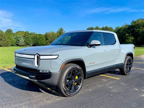 2022 Rivian R1T Launch Edition - Find My Electric