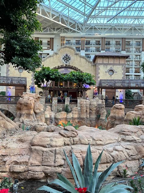 Gaylord-Texan-Resort-Texan-Station | Texas Travel Talk