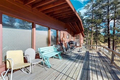 Estes Park Lodging: Dog-Friendly Cabin in Estes Park, Colorado