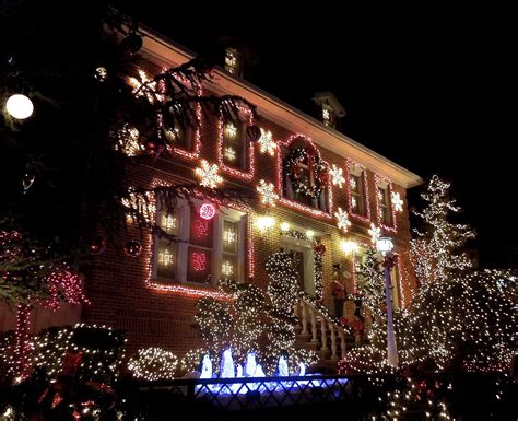 new york city Christmas lights tour | New York City Christmas | New ...