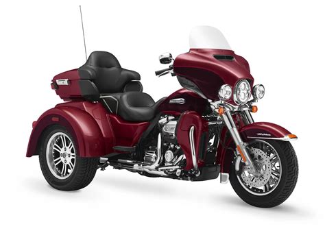 2018 Harley-Davidson Tri Glide Ultra Review • Total Motorcycle