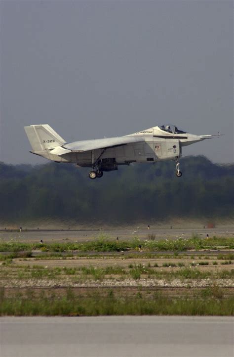 boeing x-32 taking off vertical | Aircraft, Boeing x 32, Jet aircraft