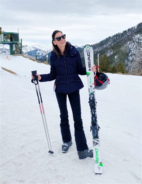 Best Ski Pants for Tall Women | https://www.beingbridget.com/