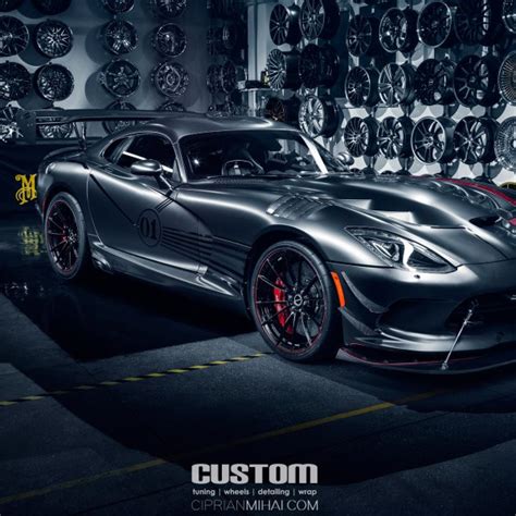 Custom Dodge Viper | Images, Mods, Photos, Upgrades — CARiD.com Gallery