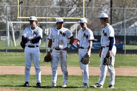 See 2023 district baseball scores, brackets for West Michigan ...