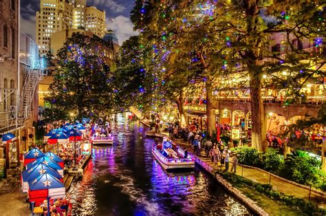 San Antonio River Walk is Draped With Christmas Lights and It's Dreamy