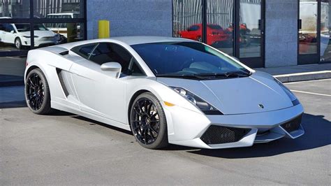 Lamborghini Gallardo Specs, Price, Photos & Review