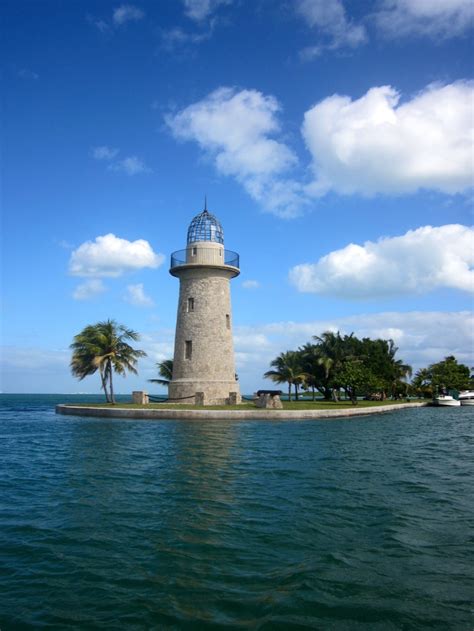 17 Best images about Lighthouses on Pinterest | The florida keys, Leon ...