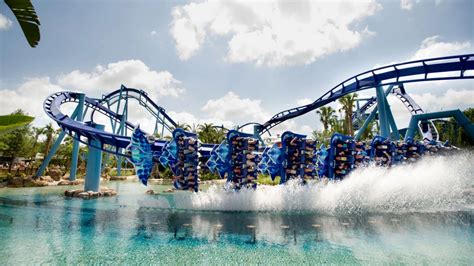 SeaWorld Orlando, Busch Gardens going cashless