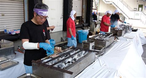 Traditional Japanese Eel Festival Draws to a Close