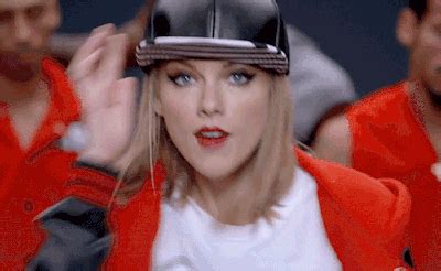 Taylor Swift GIF - Find & Share on GIPHY