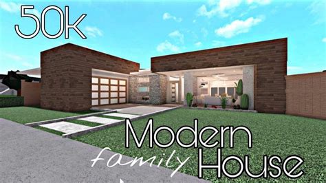 Modern Family Mansion Bloxburg No Gamepass Family House : Summer modern ...