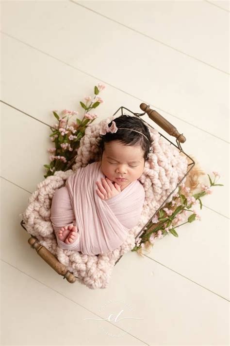 2019 Trend of Newborn Photography Ideas – Eazy Glam