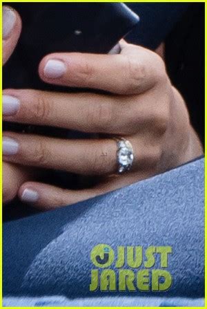 Meghan Markle's New Ring Has a Special Meaning!: Photo 4307685 | Meghan Markle Pictures | Just Jared