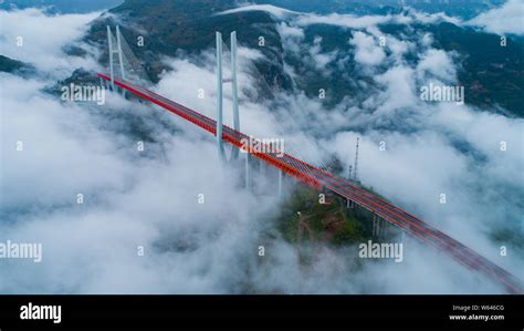 Duge bridge china hi-res stock photography and images - Alamy