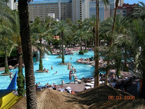 Flamingo Hotel Pool Area | This is one of four pools at the … | Flickr