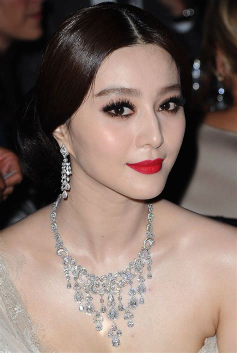 "Sortilege de Cartier" Collection Launch In Rome - Dinner Fan Bingbing, Wedding Makeup Tips ...