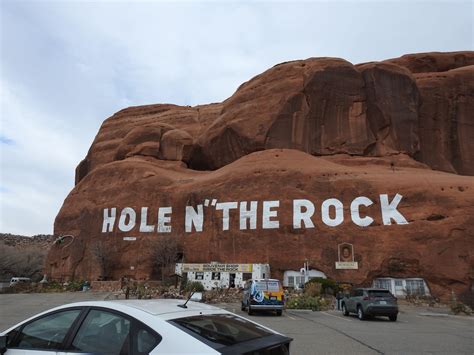 Utah's Canyon Country - Hole-in-the-Rock Home