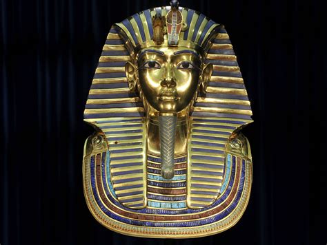 King Tutankhamun: new evidence suggests ancient Egyptian gold mask was made for heretic queen ...