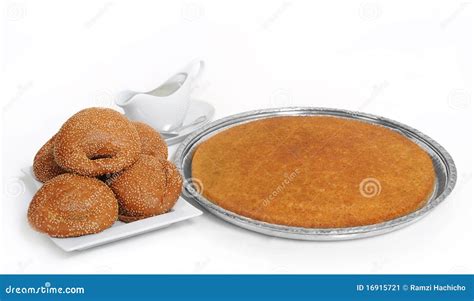 Arabian Sweets Lebanese Kunafeh Stuffed Cheese Stock Image - Image of bread, bake: 16915721