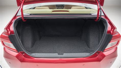 Honda Amaze Photo, Boot Space Image - CarWale