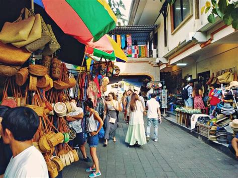 Ubud Art Market Guide To Explore The Shopping Spot - IdeTrips