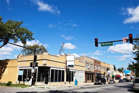 Neighborhood Shops In Belmont Cragin Chicago Stock Photo - Download Image Now - iStock